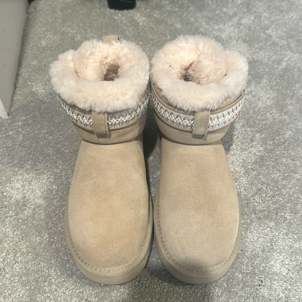 UGG Classic Ultra Mini Alpsey Boot